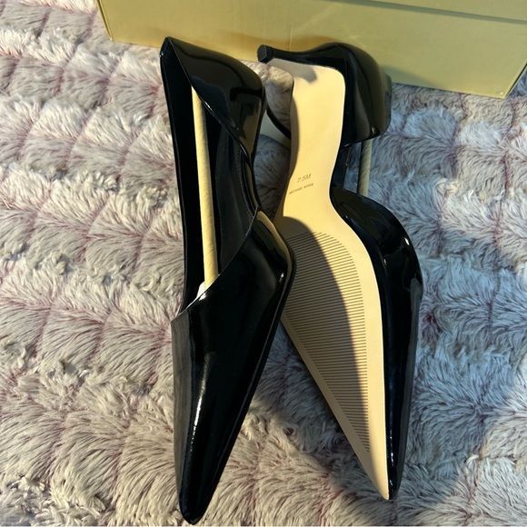 Michael Kors Women's Elyse Kitten Pumps size 7.5 - Picture 3 of 7